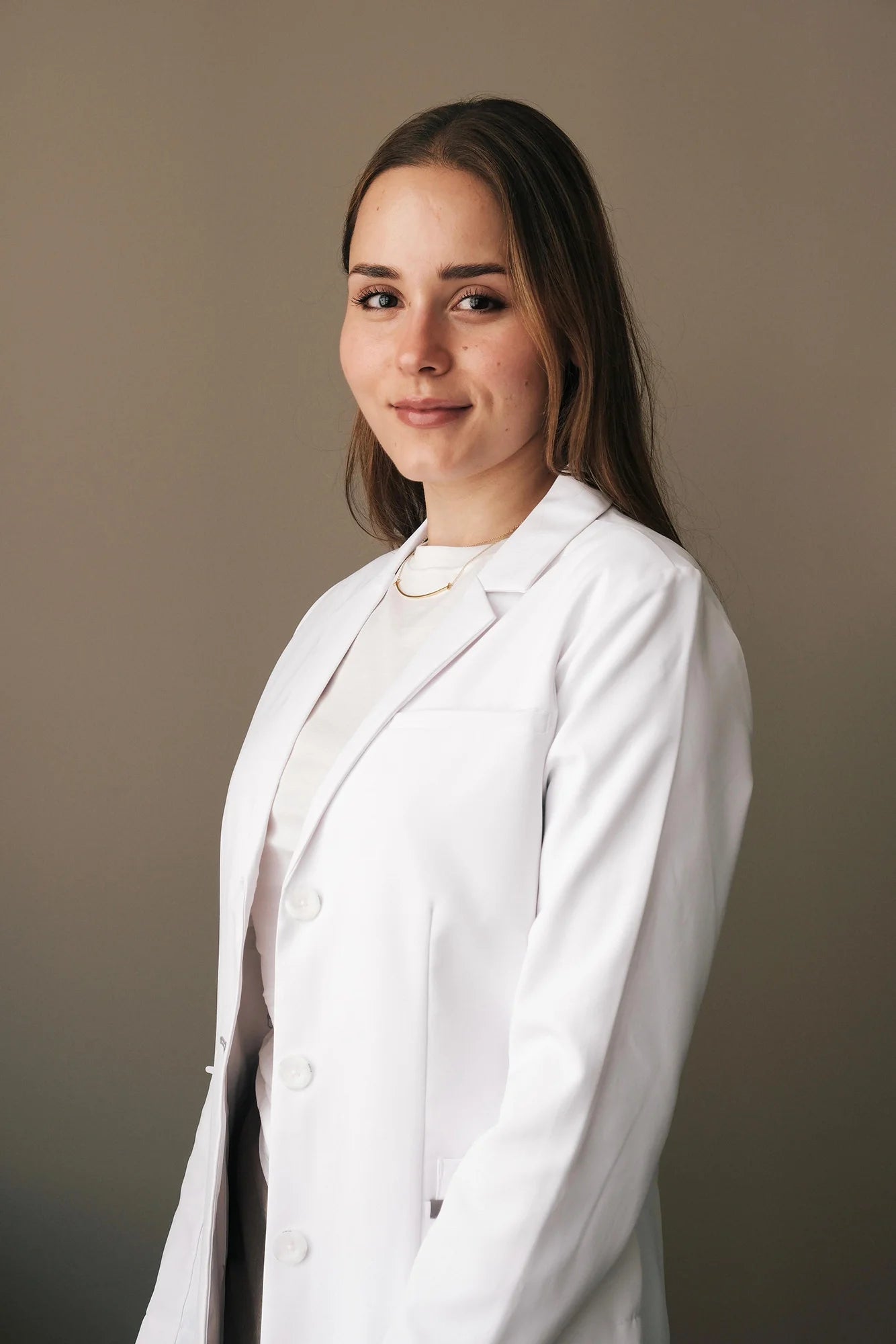 Dra. Charlène Cano Peuker